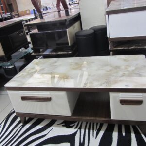 COFFEE TABLE 810